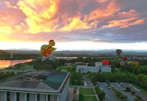 Photo: Dawn Drifters Canberra Balloon Flights